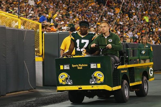 davante adams injured jpg